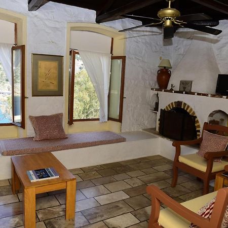 Arbeli house Villa Mandraki  Buitenkant foto